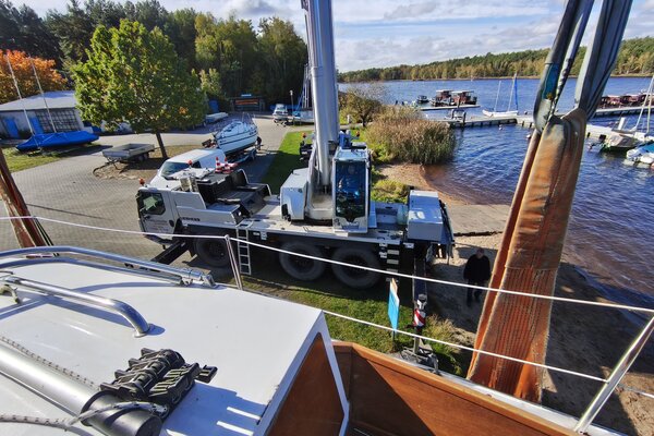Boote einlagern und Auskranen 2026